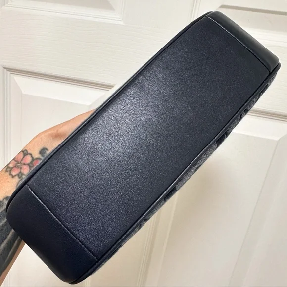 Coach Teri Shoulder Bag Signature Chambray Leather Trim - Picture 10 of 16